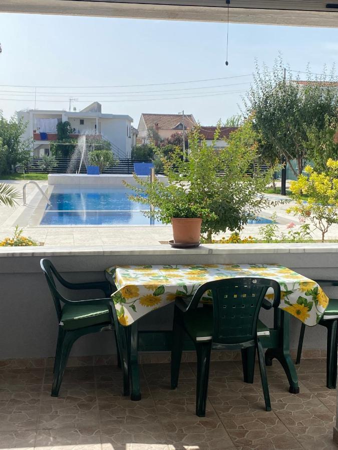 Villa Leona Palushaj Donji Stoj Esterno foto