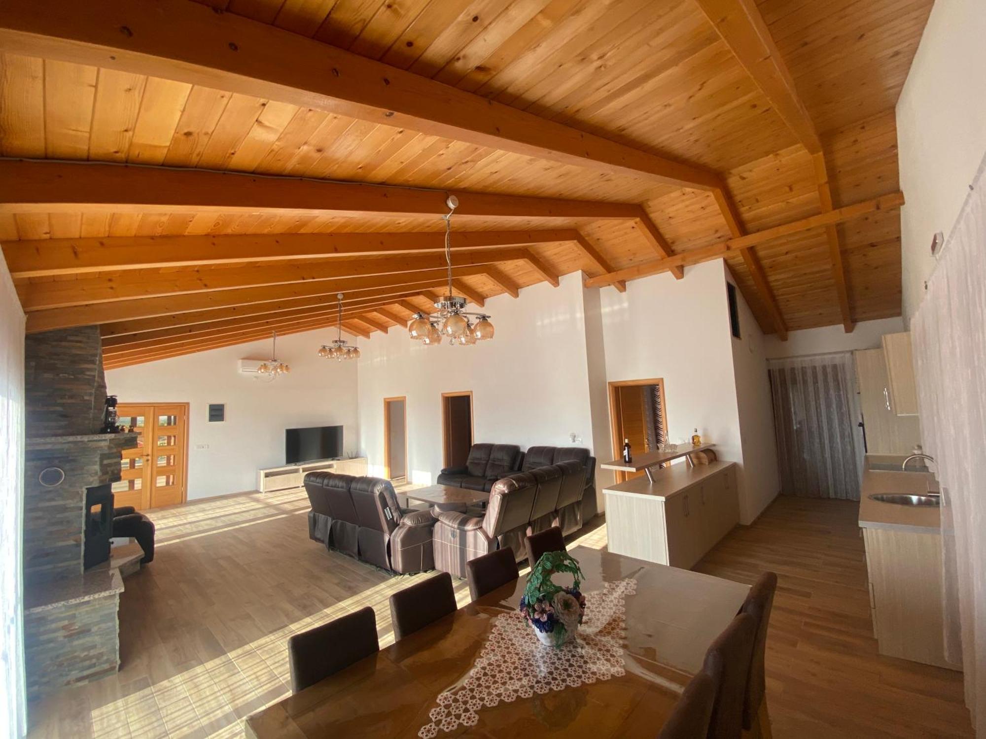 Villa Leona Palushaj Donji Stoj Esterno foto