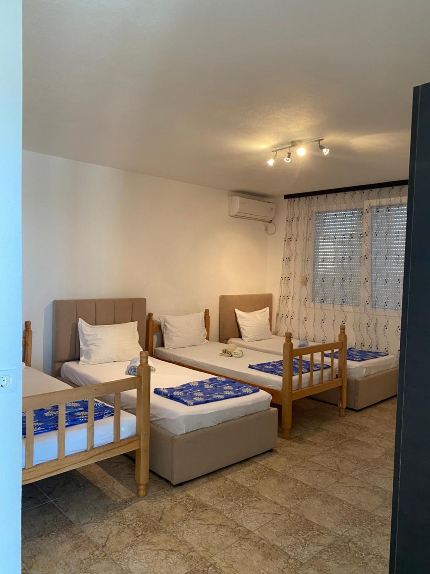 Villa Leona Palushaj Donji Stoj Esterno foto