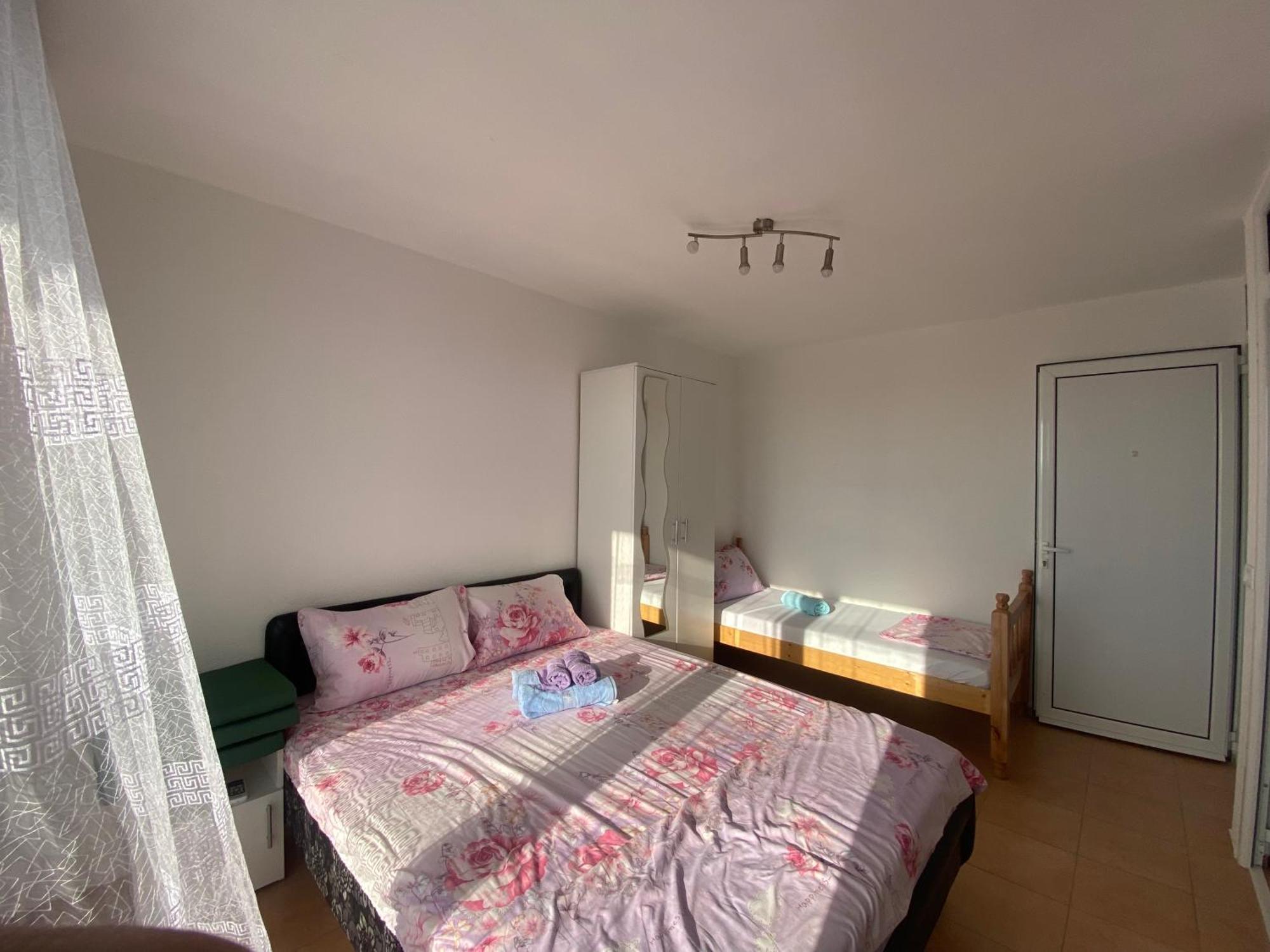 Villa Leona Palushaj Donji Stoj Esterno foto